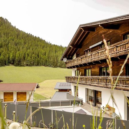 Wolf Apartments Padaun Vals Eksteriør bilde