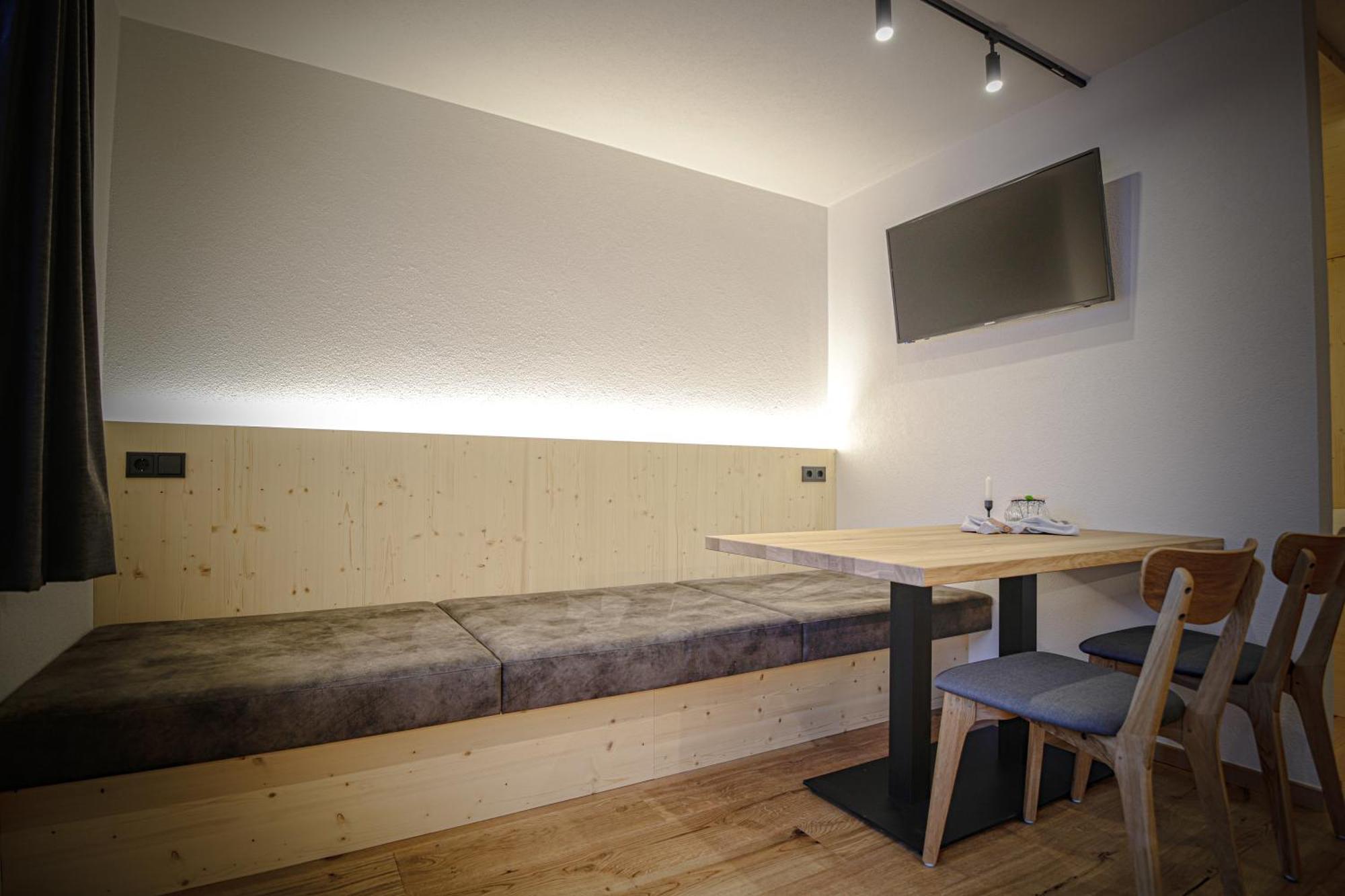 Wolf Apartments Padaun Vals Eksteriør bilde